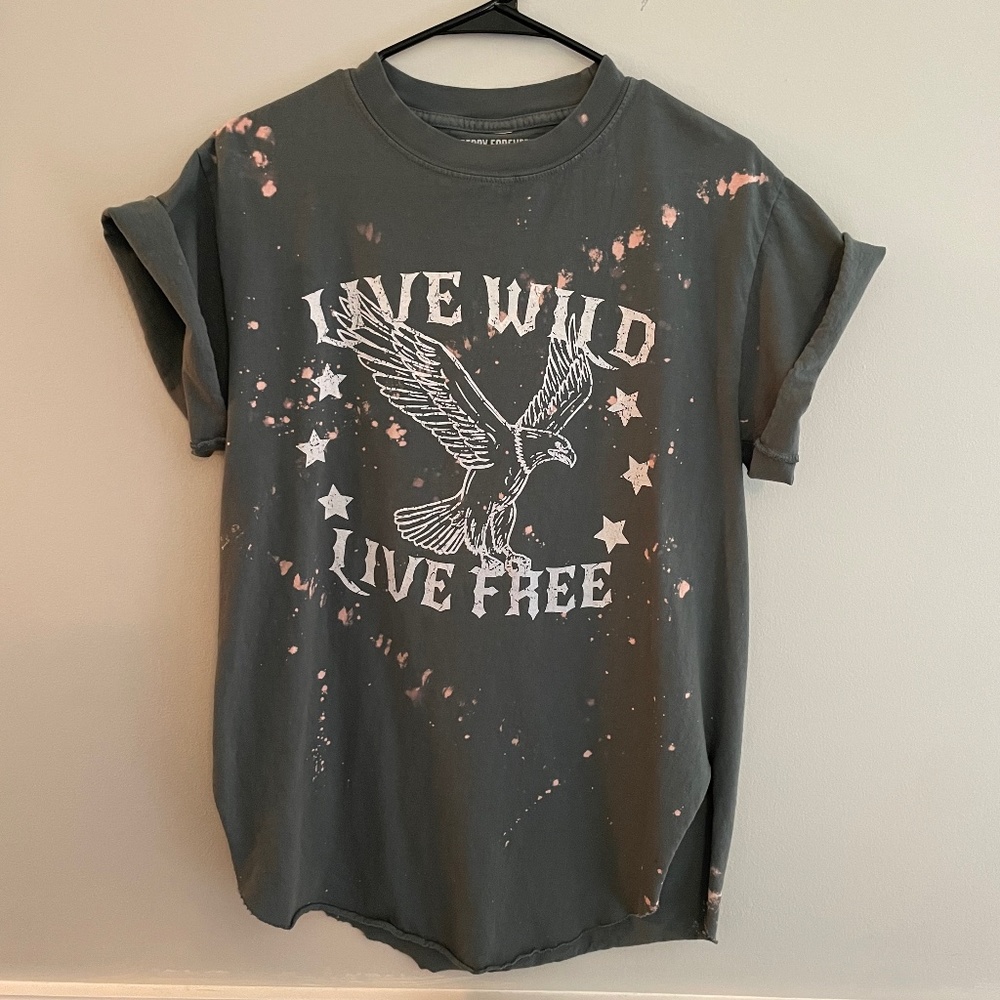 Pebby Forever Side Slit Tee